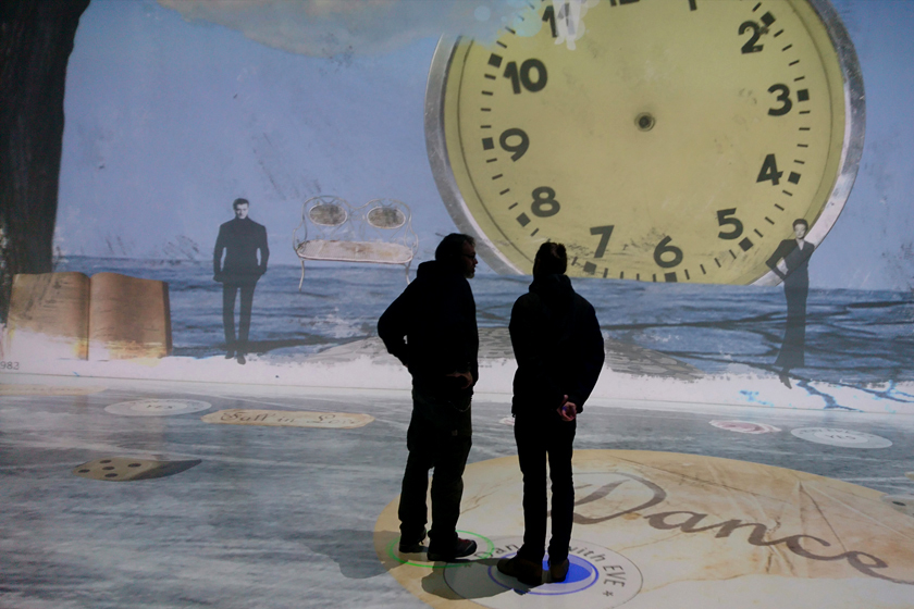 Surrealistic AR Objects